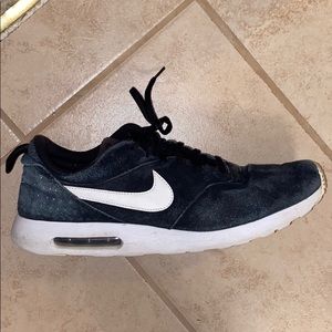 Nike casual shoe